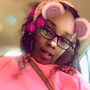 Meet your Posher, Darrenique